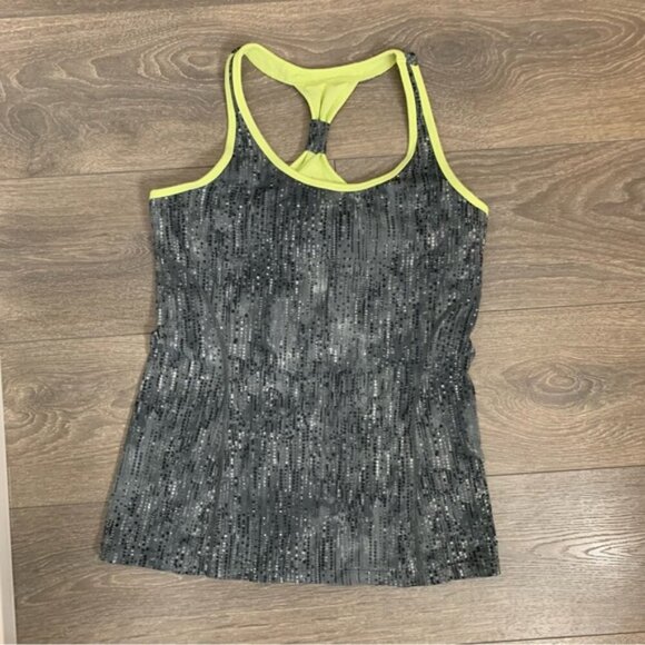 Tuff Athletics Printed Tank Top Size Medium Gray - Picture 2 of 6